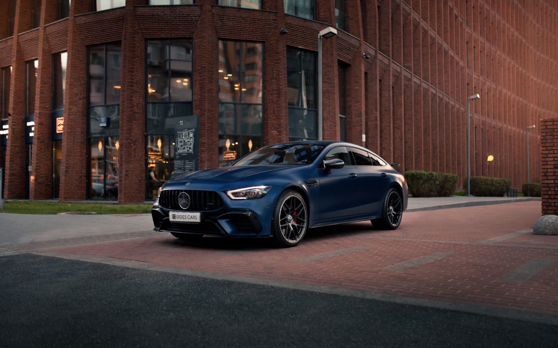 Аренда Mercedes-benz AMG GT 63S в Москве