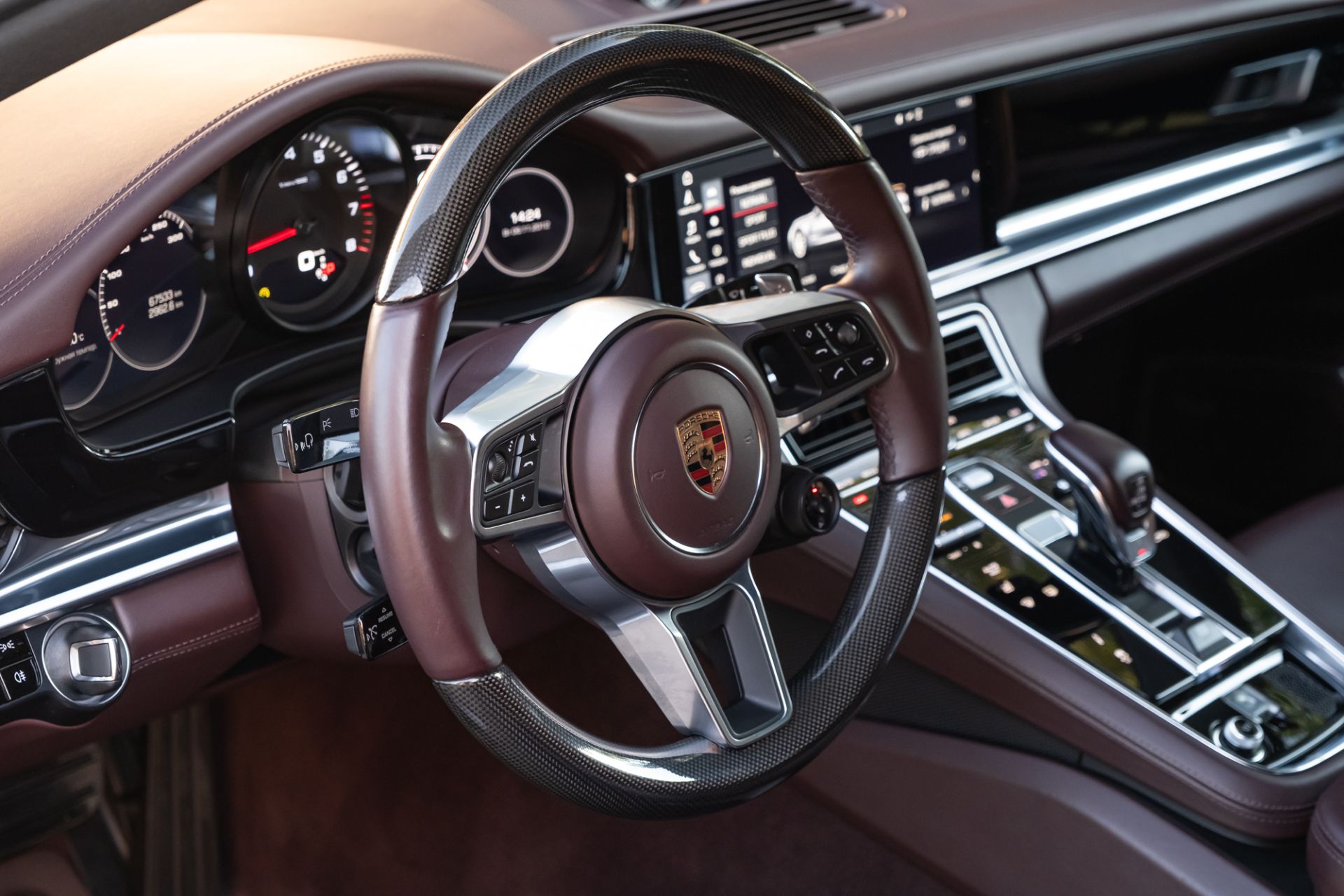 Аренда Porsche Panamera 4 в Москве — фото 5