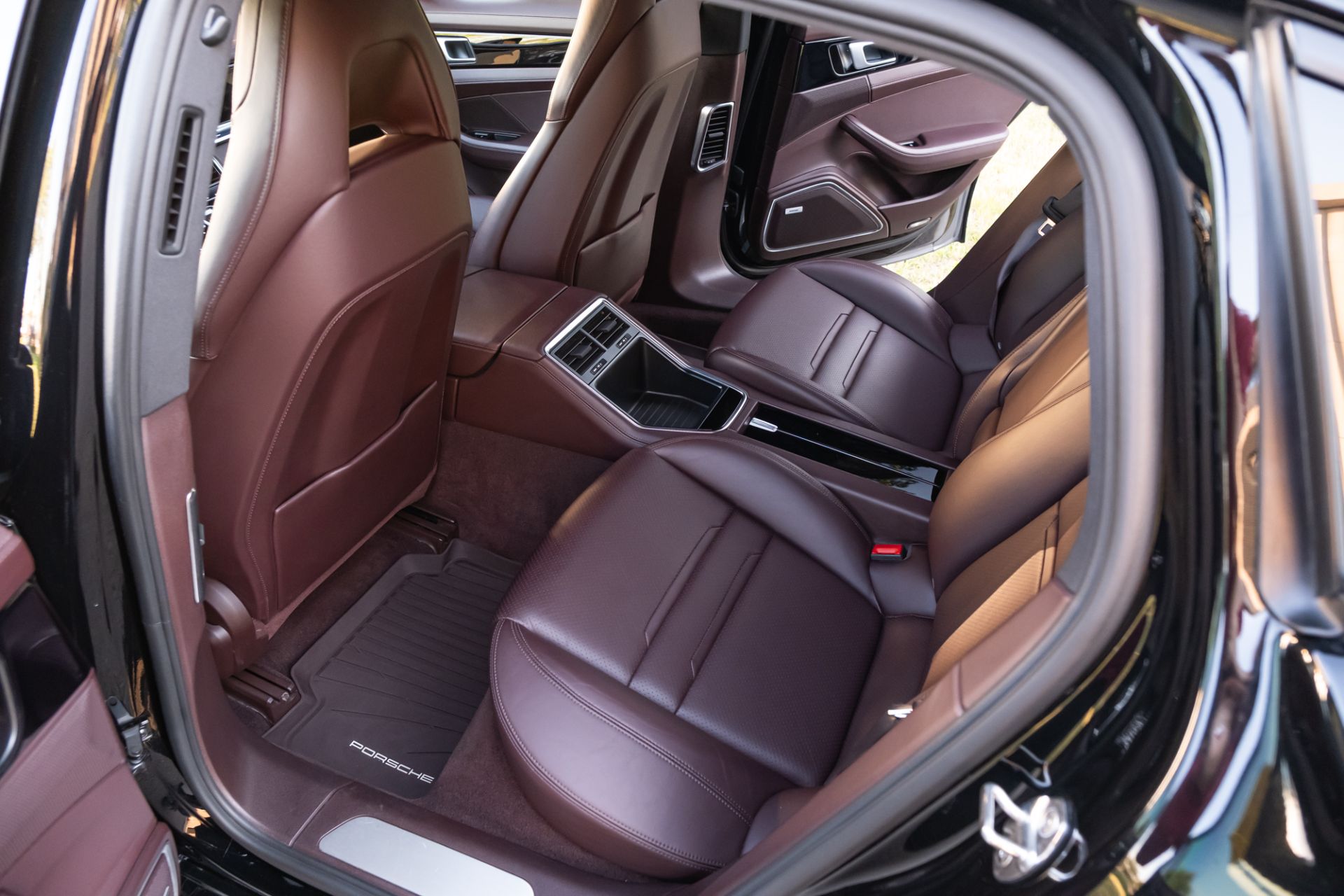 Аренда Porsche Panamera 4 в Москве — фото 7