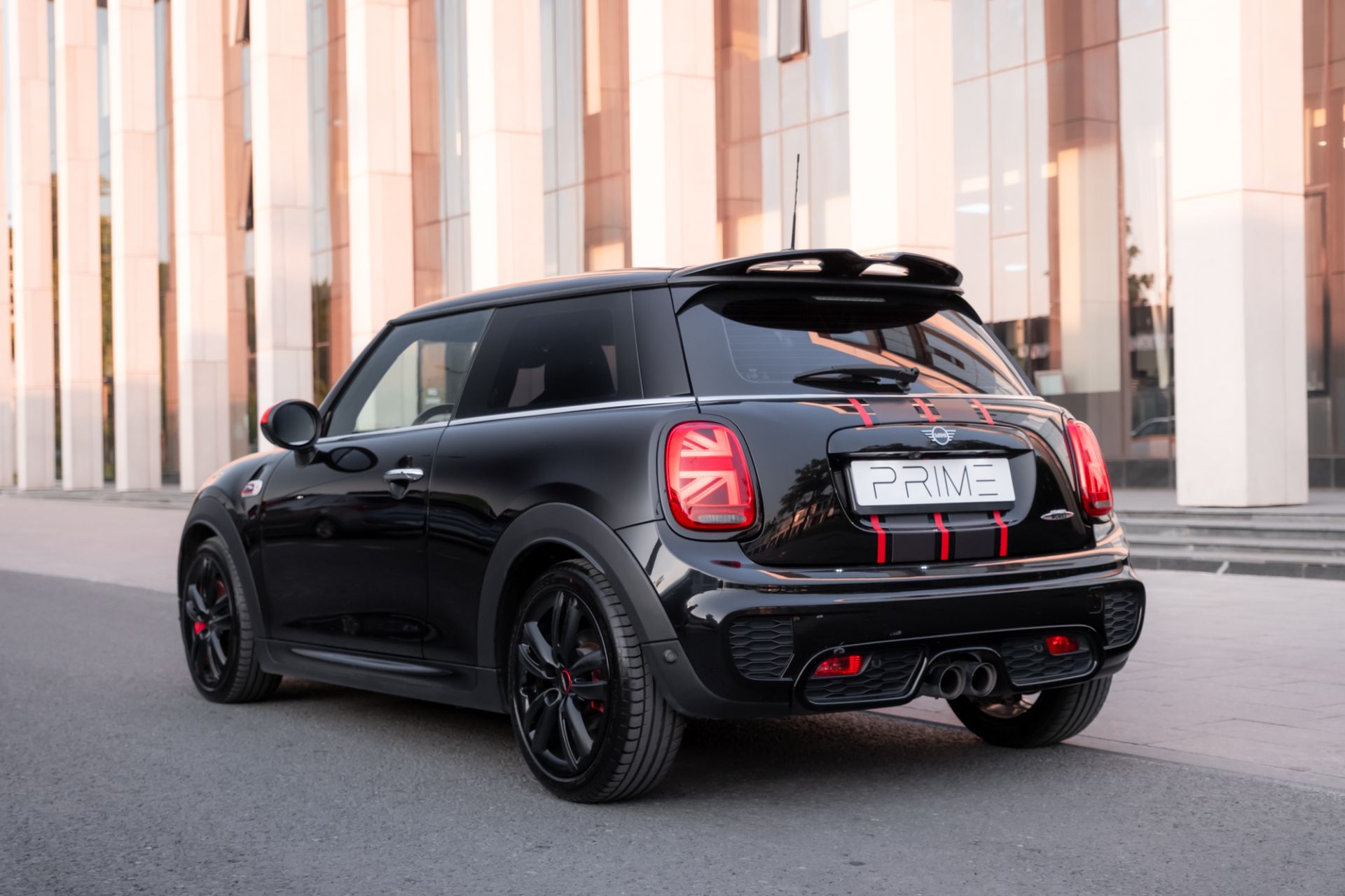 Аренда Mini Hatch в Москве — фото 3
