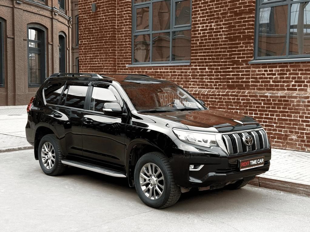 Аренда Toyota Land Cruiser Prado в Москве