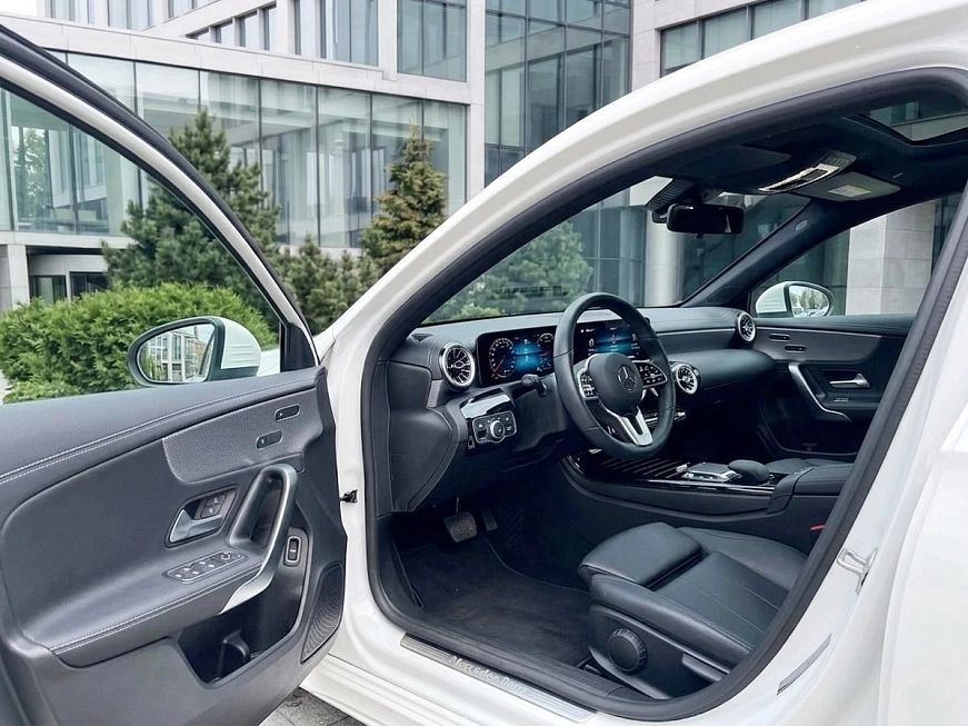 Аренда Mercedes-benz A180 в Москве — фото 10