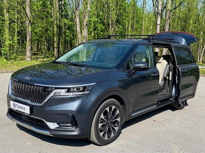 Аренда Kia Carnival в Москве