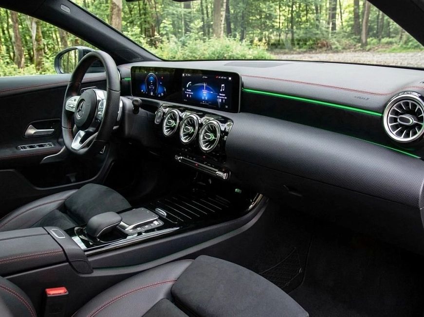 Аренда Mercedes-benz CLA250 в Москве — фото 6