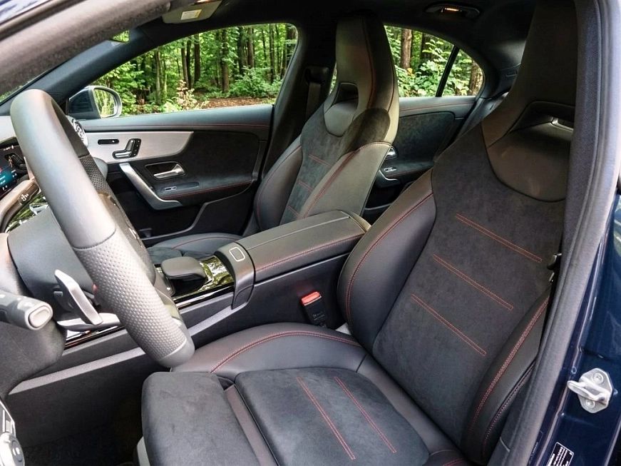 Аренда Mercedes-benz CLA250 в Москве — фото 9