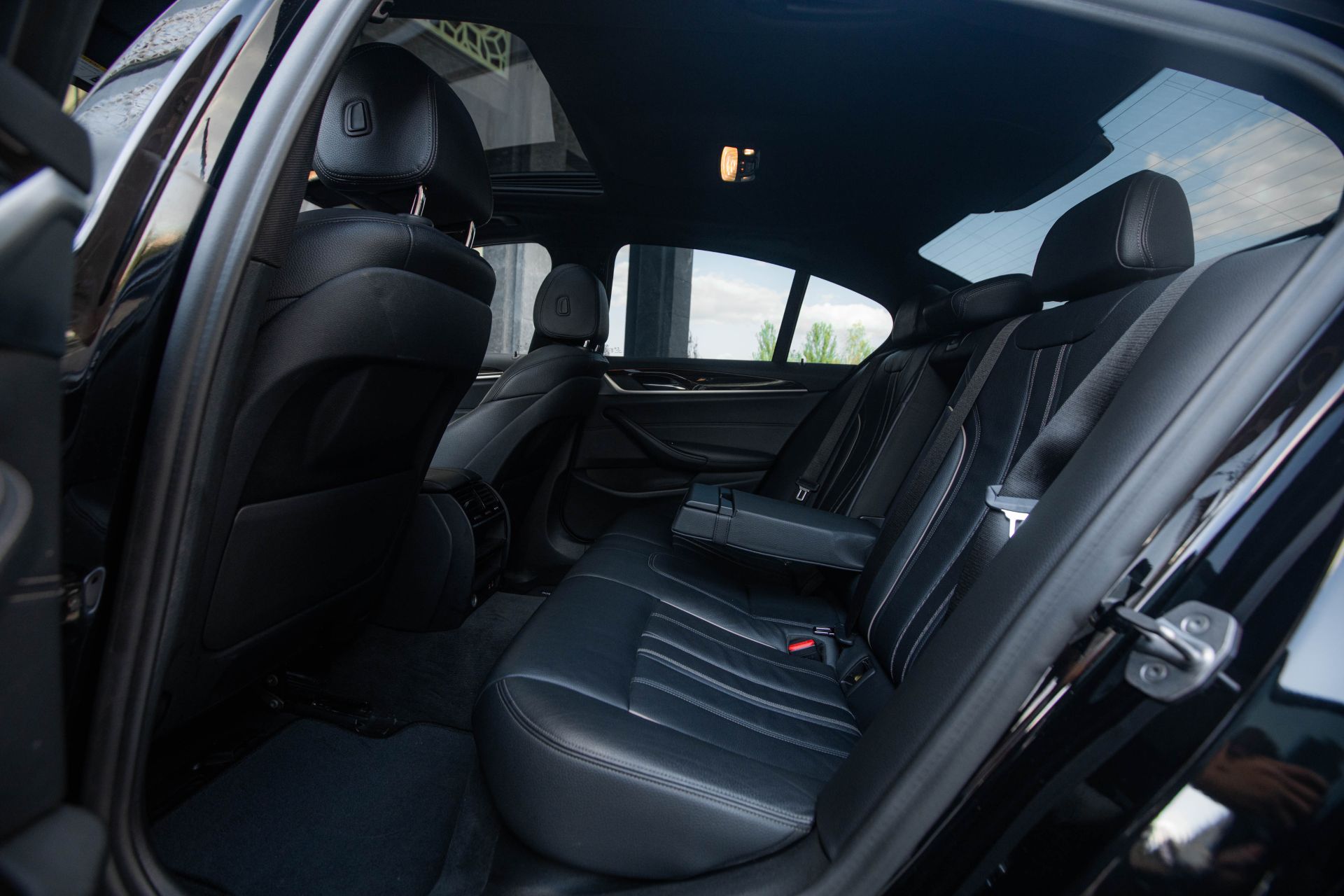 Аренда BMW 540i xDrive в Москве — фото 15