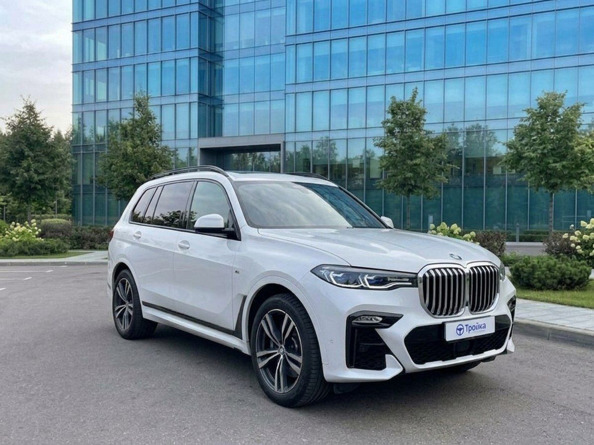 Аренда BMW X7 30d в Москве — фото 2