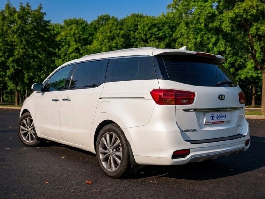Аренда Kia Carnival в Москве — фото 13
