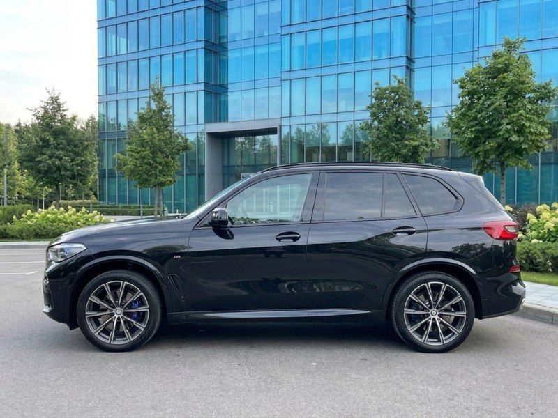 Аренда BMW X5 30d в Москве — фото 6