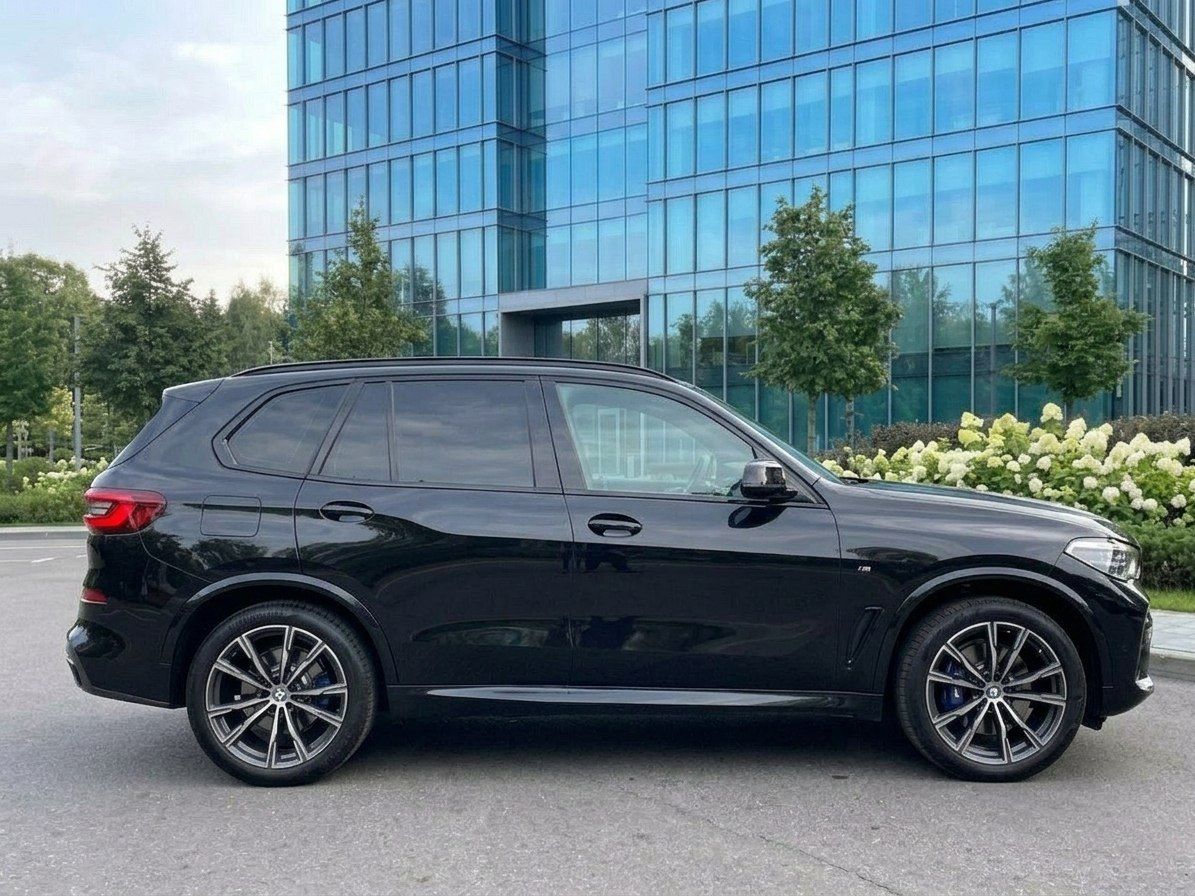 Аренда BMW X5 30d в Москве — фото 3