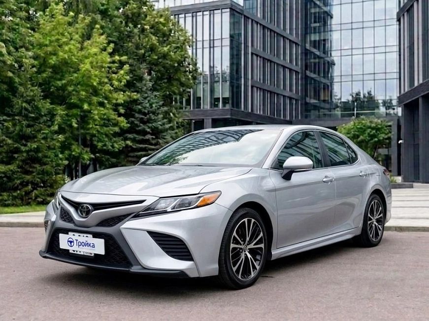Аренда Toyota Camry в Москве