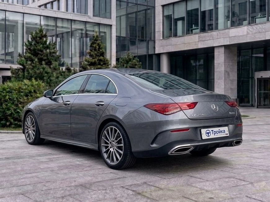 Аренда Mercedes-benz CLA250 в Москве — фото 3