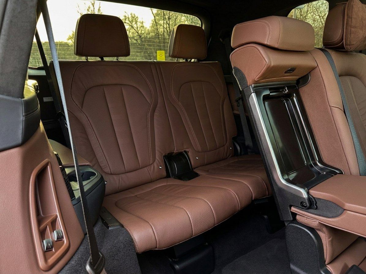 Аренда BMW X7 30d в Москве — фото 12
