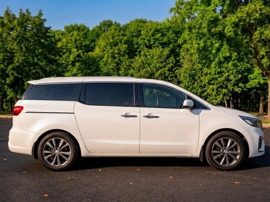 Аренда Kia Carnival в Москве — фото 4